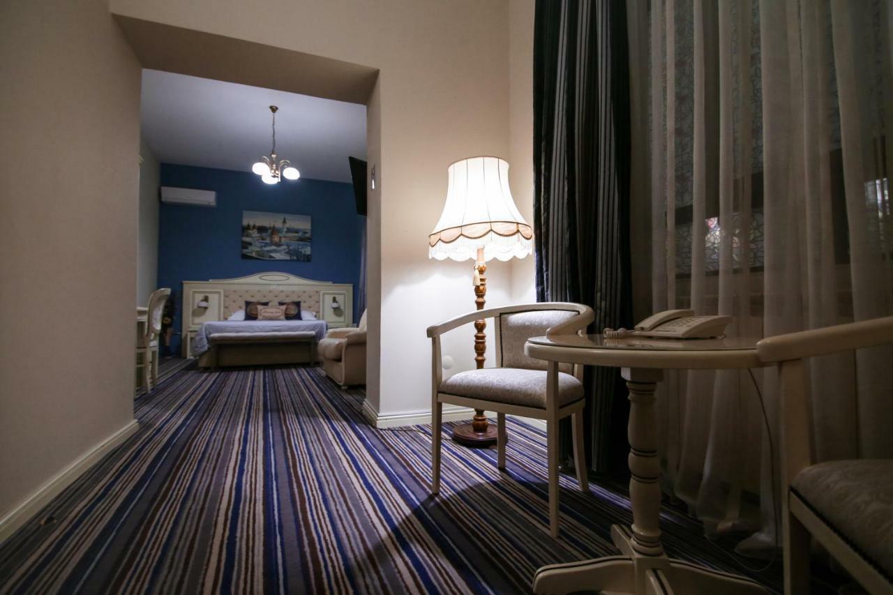 Royal Hotel